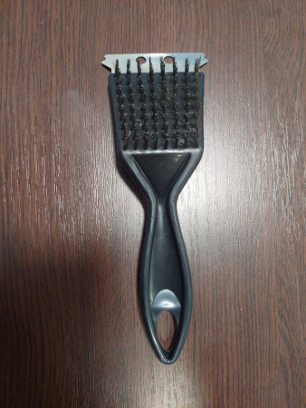 Щетка для чистки мангала